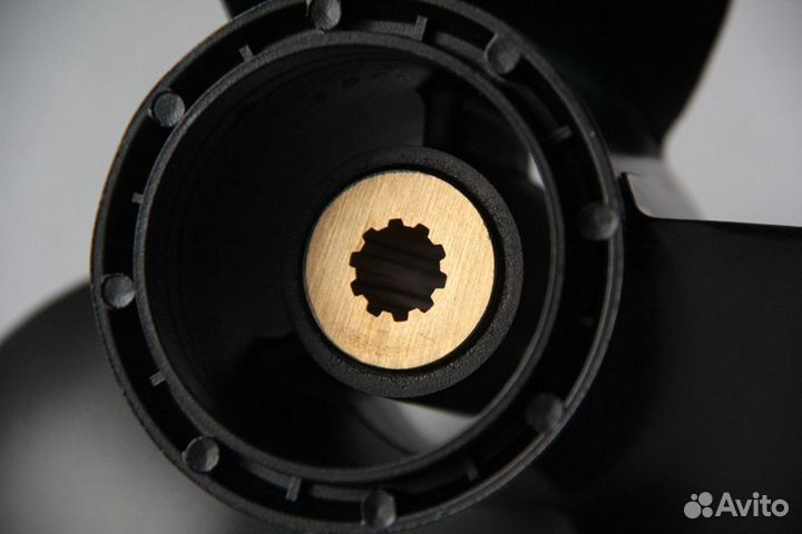 Винт гребной Suzuki 9,9(15) 9 1/4 х 10