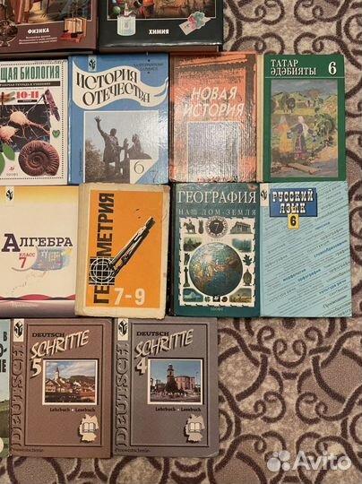 Учебники и энциклопедии