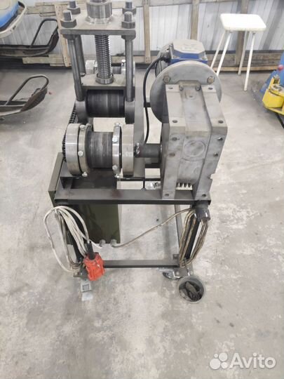 Профилегибочный станок