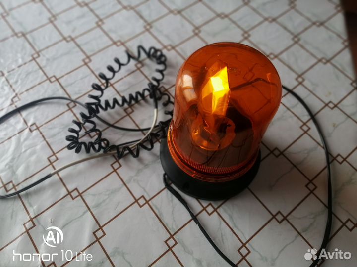 Продам мигалку с удлинённым проводом