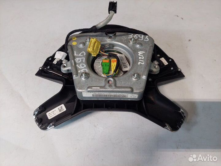 Подушка безопасности в рулевое колесо Mercedes-Ben