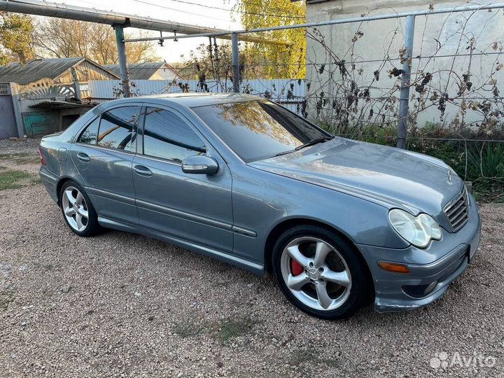 Mercedes-Benz C-класс 2.5 AT, 2006, 270 000 км
