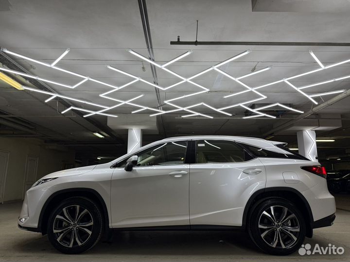 Lexus RX 2.0 AT, 2022, 30 км