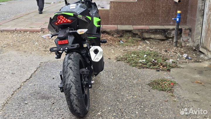Мотоцикл Kawasaki Ninja 400 ABS