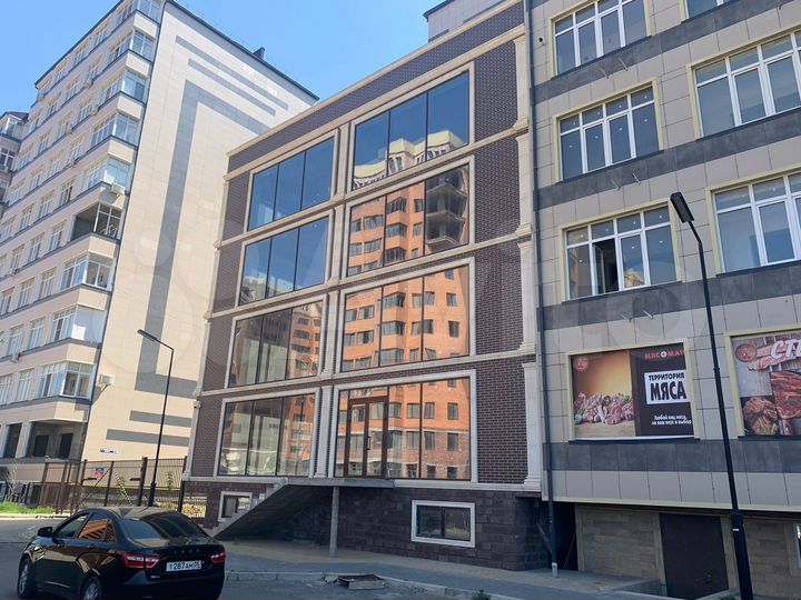 Гостиница, 950 м²
