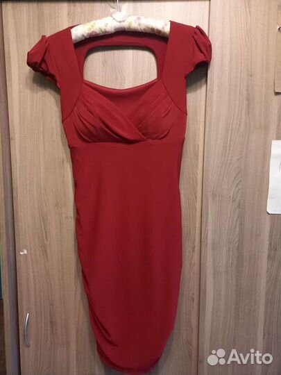 Платья женские