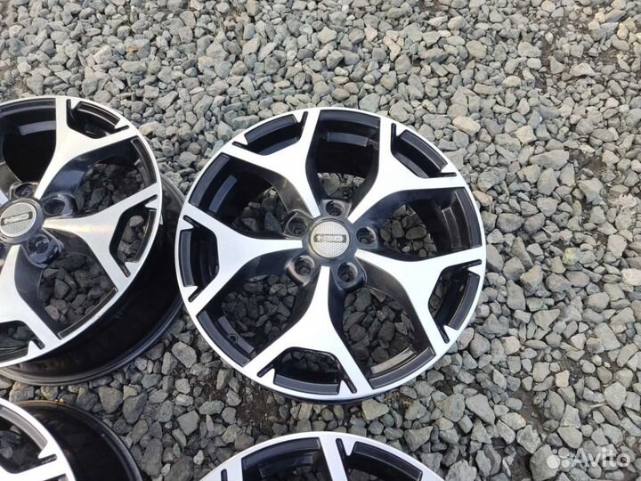 R17 5/114.3 ET48 D67.1 Литые диски