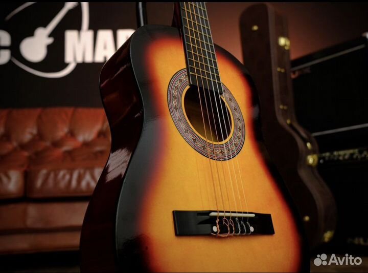 Классическая гитара Belucci + чехол