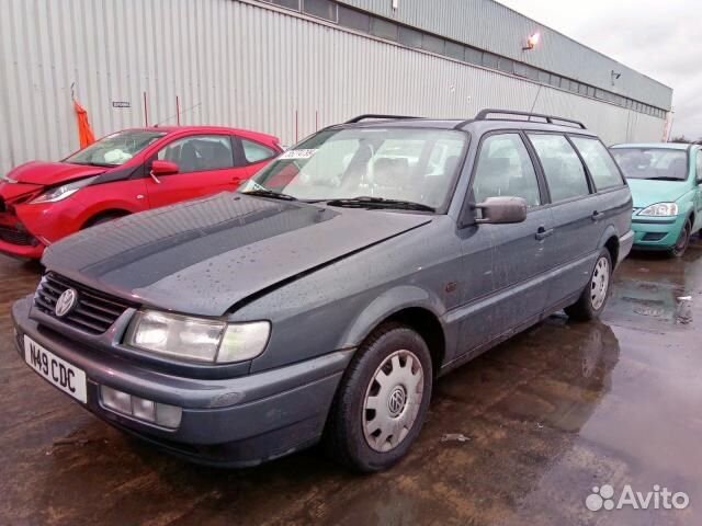 Разбор на запчасти Volkswagen Passat 4
