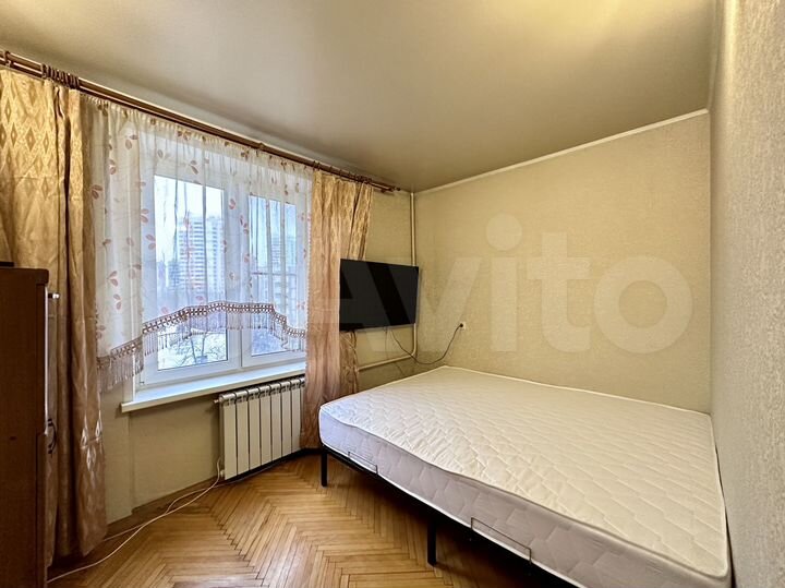 2-к. квартира, 40 м², 9/9 эт.