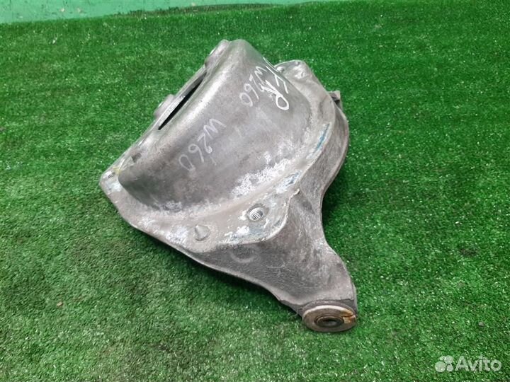 Кронштейн амортизатора переднего правого Peugeot