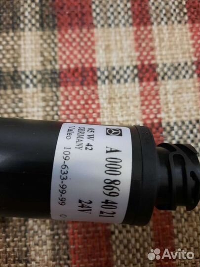 Водяной насос на Mercedes-Benz