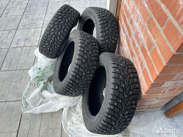 Dunlop SP Winter Ice 02 205/55 R16 94T