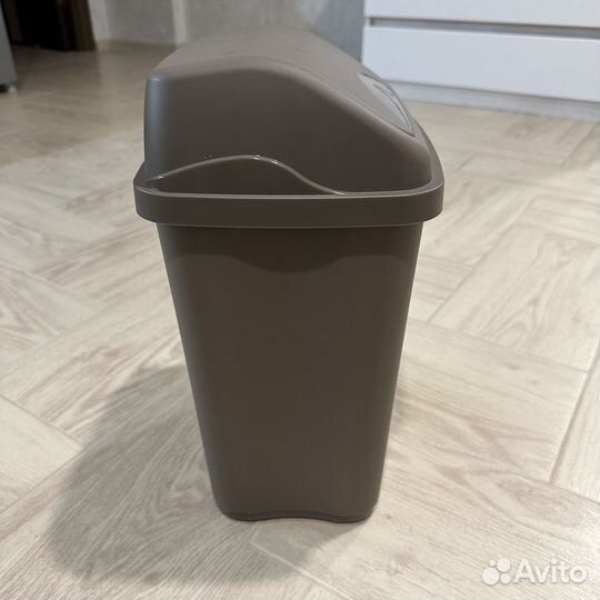 Мусорное ведро