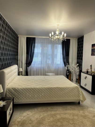 2-к. квартира, 74 м², 7/10 эт.