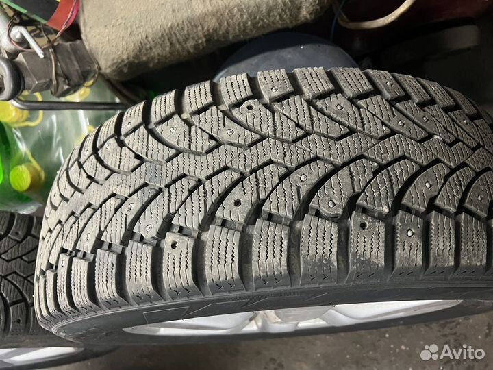 Колеса 215 60 r16 зимние для nissan