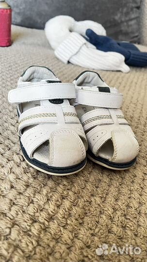 Кроссовки детские