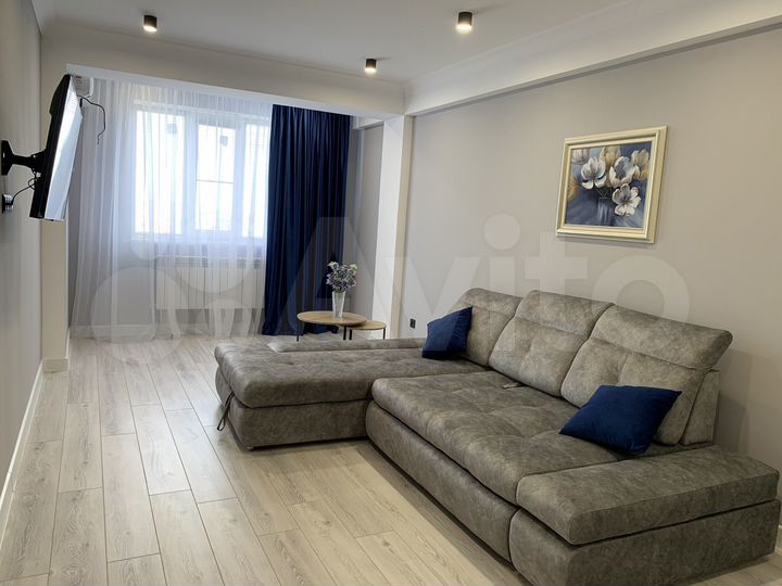 2-к. квартира, 70 м², 8/9 эт.