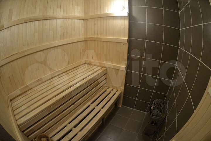 Коттедж 300 м² на участке 20 сот.