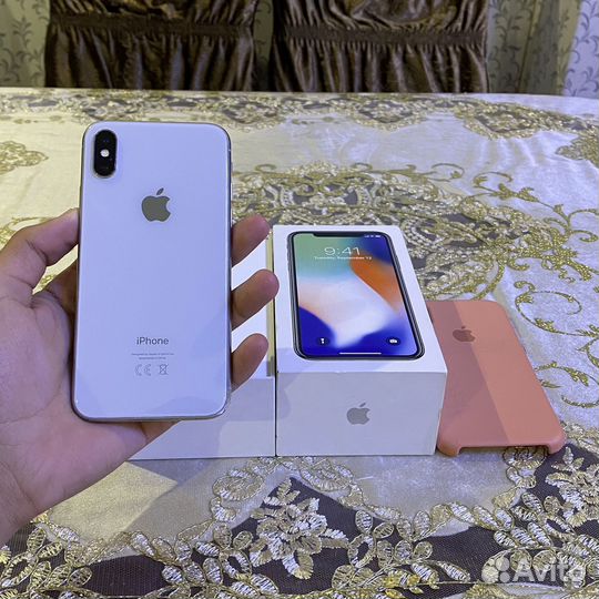 iPhone X, 64 ГБ