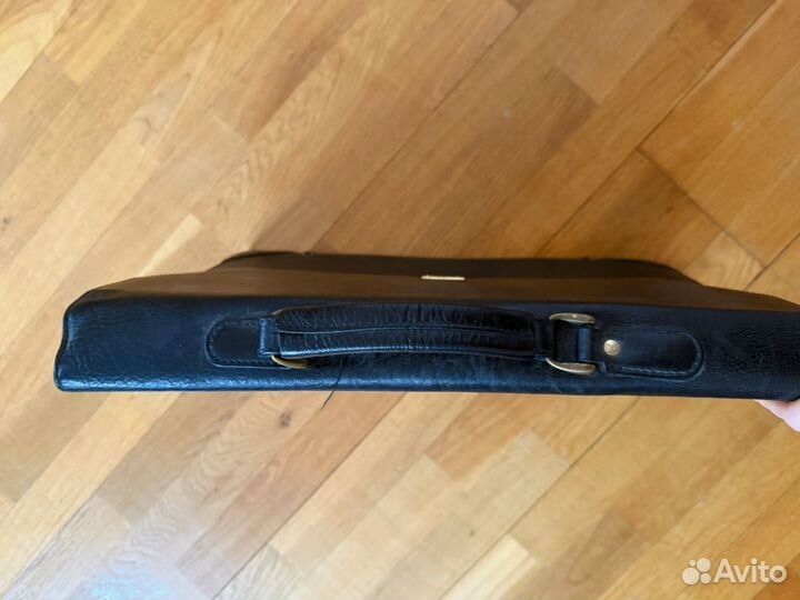 Мужской кожаный портфель Matras