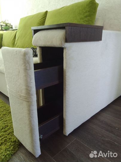 Угловой диван бу