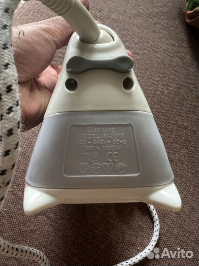 Утюг Elenberg SI 3018