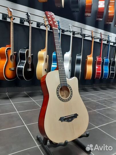 Гитара Натуральная