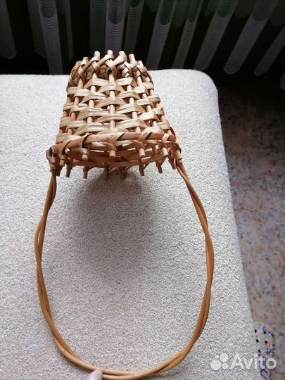 Кашпо для цветов подвесное