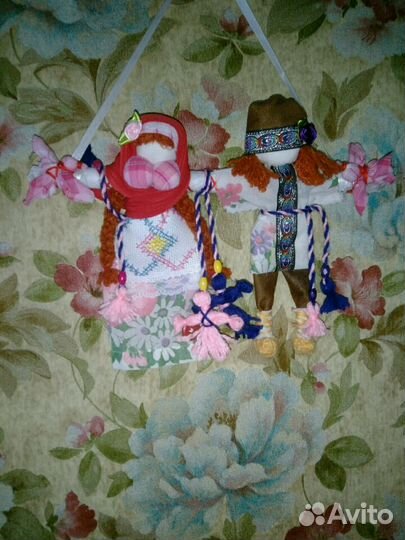 Неразлучники (семейный оберег)