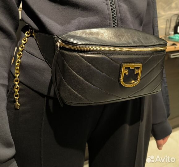 Поясная сумка Furla женская