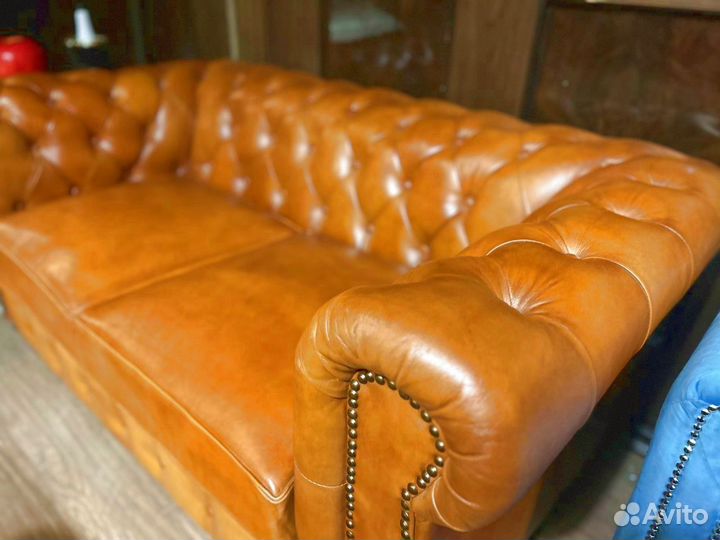 Кожаный диван честер