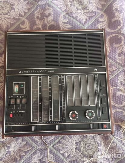 Радиоприемник СССР магнитола