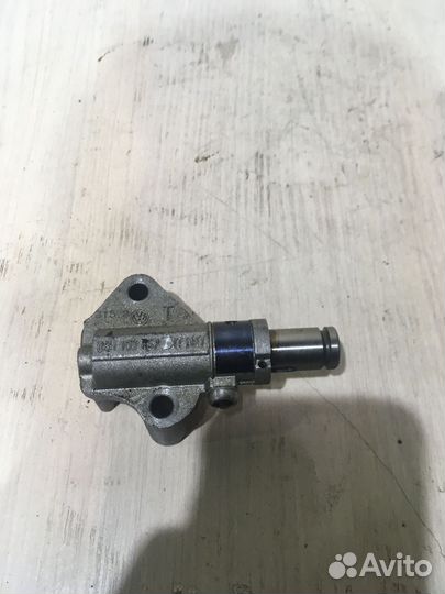 Натяжитель цепи VAG Ауди А4 Б8 06H109467T