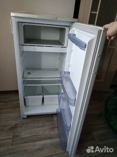 Холодильник Бирюса 10ек