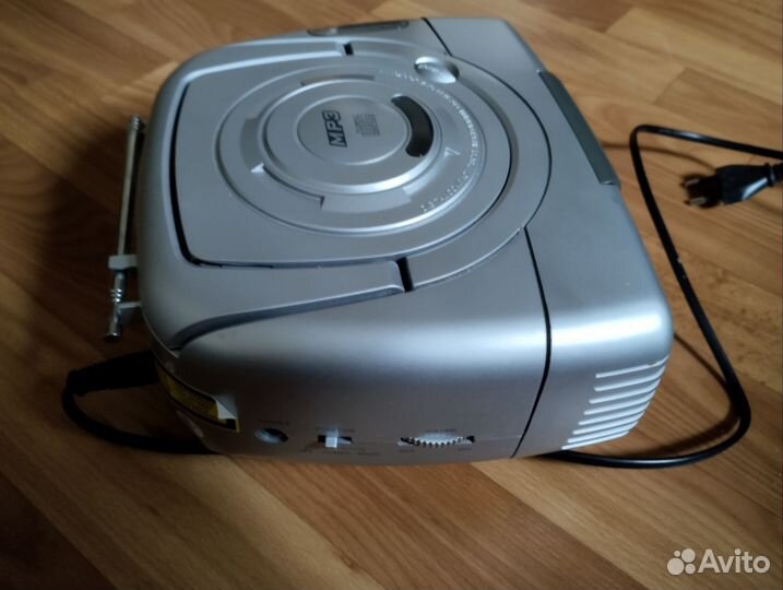 Supra магнитола