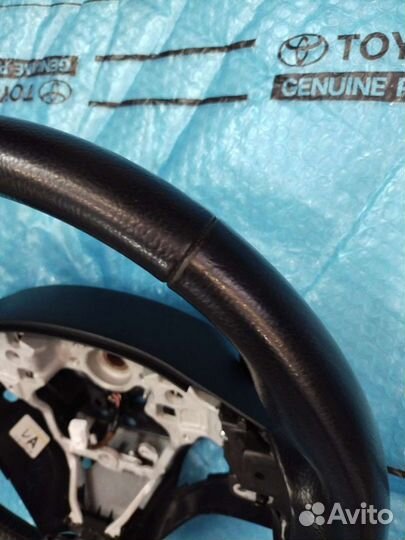 Руль Toyota RAV 4 2013-2015