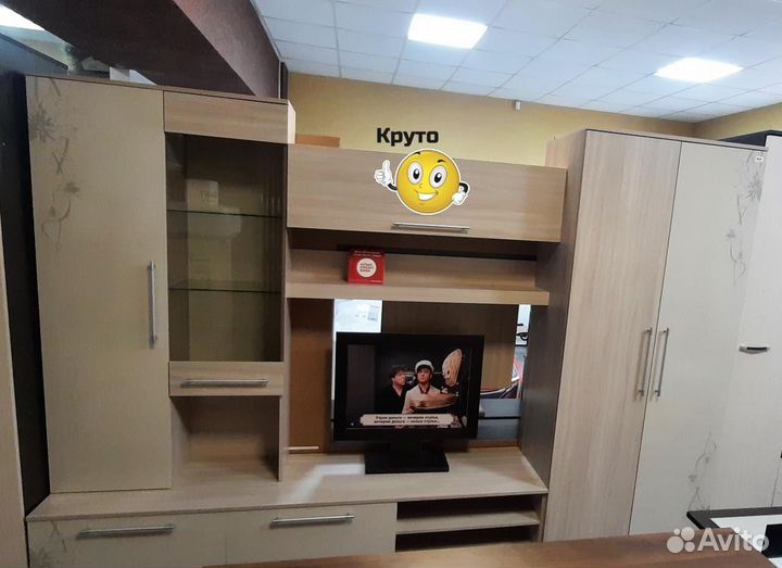 Стенка горка в гостиную