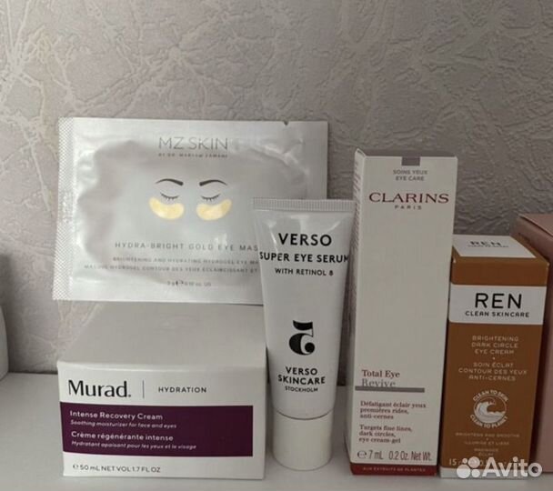 Крем для глаз, крем для кожи вокруг глаз