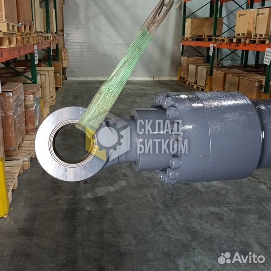 Гидроцилиндр рукояти Volvo EC480E