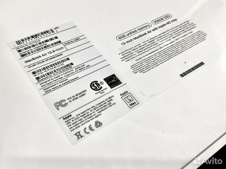 Apple Macbook Air 13.6