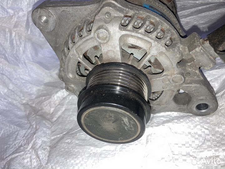 Генератор на Toyota rav4