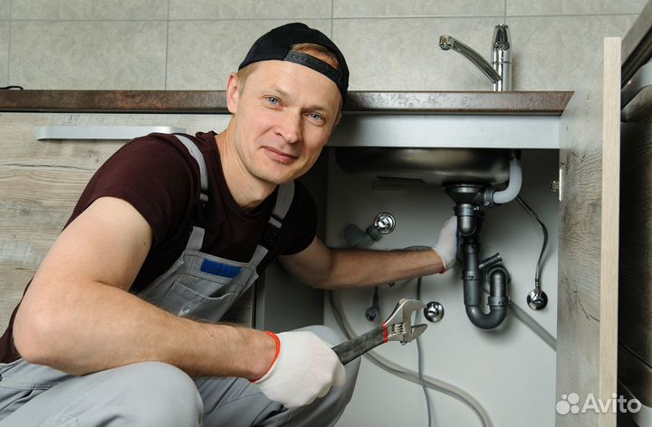 Помощник сантехника
