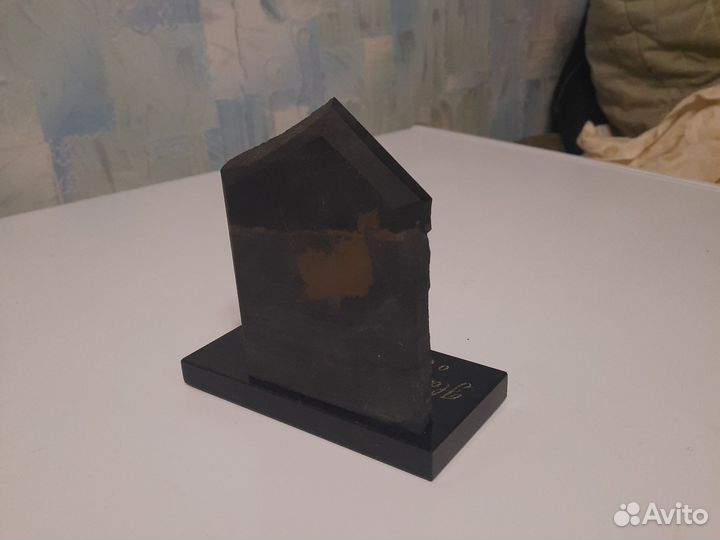 Настольная статуетка пво