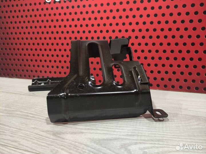 Планка крепления аккумулятора Bmw X3 G01 2018