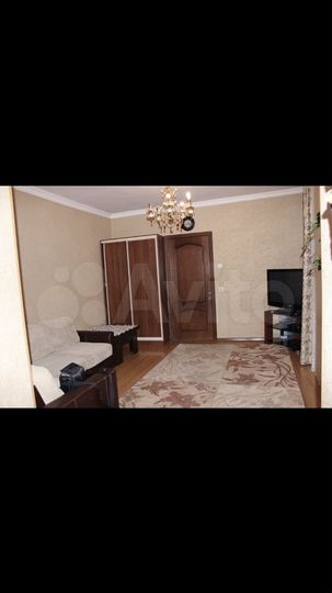 Комната 28 м² в 1-к., 1/2 эт.