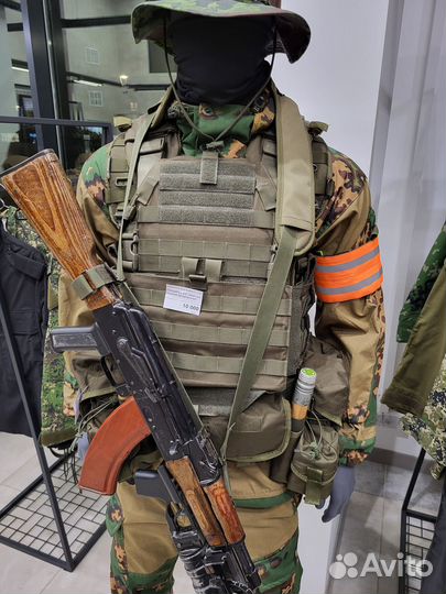 Штурмовой бронежилет