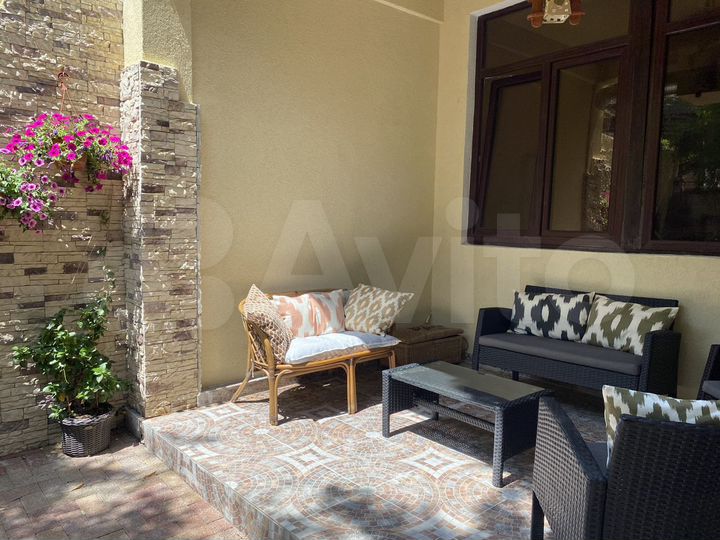 2-к. апартаменты, 50 м², 1/3 эт.