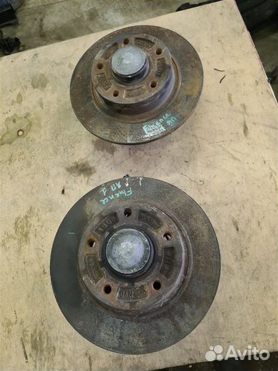 Диск тормозной Renault Fluence 2012