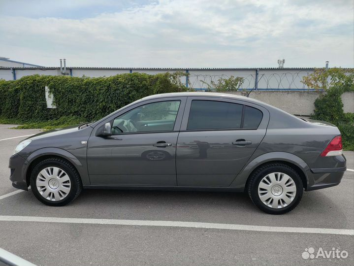 Opel Astra 1.6 AMT, 2010, 184 000 км